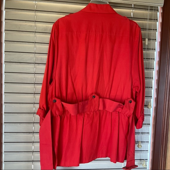 Jacket, trench coat look back. - Picture 8 of 8